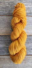 Load image into Gallery viewer, Merino 12 Ply/Bulky: Saffron