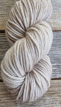Load image into Gallery viewer, Merino 12 Ply/Bulky: Sand
