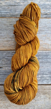 Load image into Gallery viewer, Merino 8 ply/DK: Desert Sands