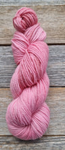 Load image into Gallery viewer, Merino 8Ply/Dk: Deep Blush
