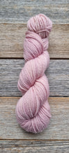 Load image into Gallery viewer, Merino 8 Ply/DK: Dusky Pink
