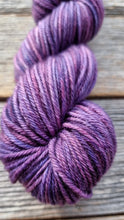 Load image into Gallery viewer, Sock Yarn 8 Ply/Dk: Muscatel
