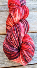 Load image into Gallery viewer, Sock Yarn 8 Ply/DK: Robin
